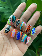 Load image into Gallery viewer, Mystery Press on Set