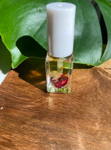 Load image into Gallery viewer, Grapefruit brush on oil( Rainbow flourite)