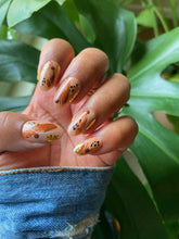 Load image into Gallery viewer, Modern babe