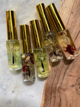 Load image into Gallery viewer, Grapefruit brush on cuticle oil (Rose quartz)