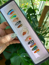 Load image into Gallery viewer, Mystery Press on Set