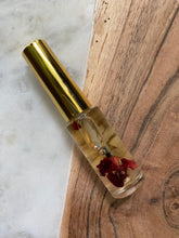 Load image into Gallery viewer, Grapefruit brush on cuticle oil (Rose quartz)