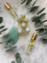 Load image into Gallery viewer, Eucalyptus Roller (Jade)