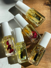 Load image into Gallery viewer, Grapefruit brush on cuticle oil (Rose quartz)