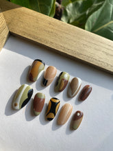 Load image into Gallery viewer, Mystery Press on Set