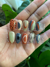 Load image into Gallery viewer, Mystery Press on Set