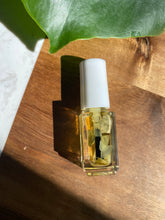 Load image into Gallery viewer, Eucalyptus brush on oil (Jade)