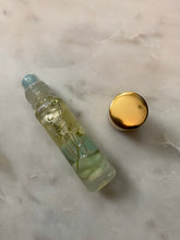 Load image into Gallery viewer, Ylang Ylang roller(Amazonite)